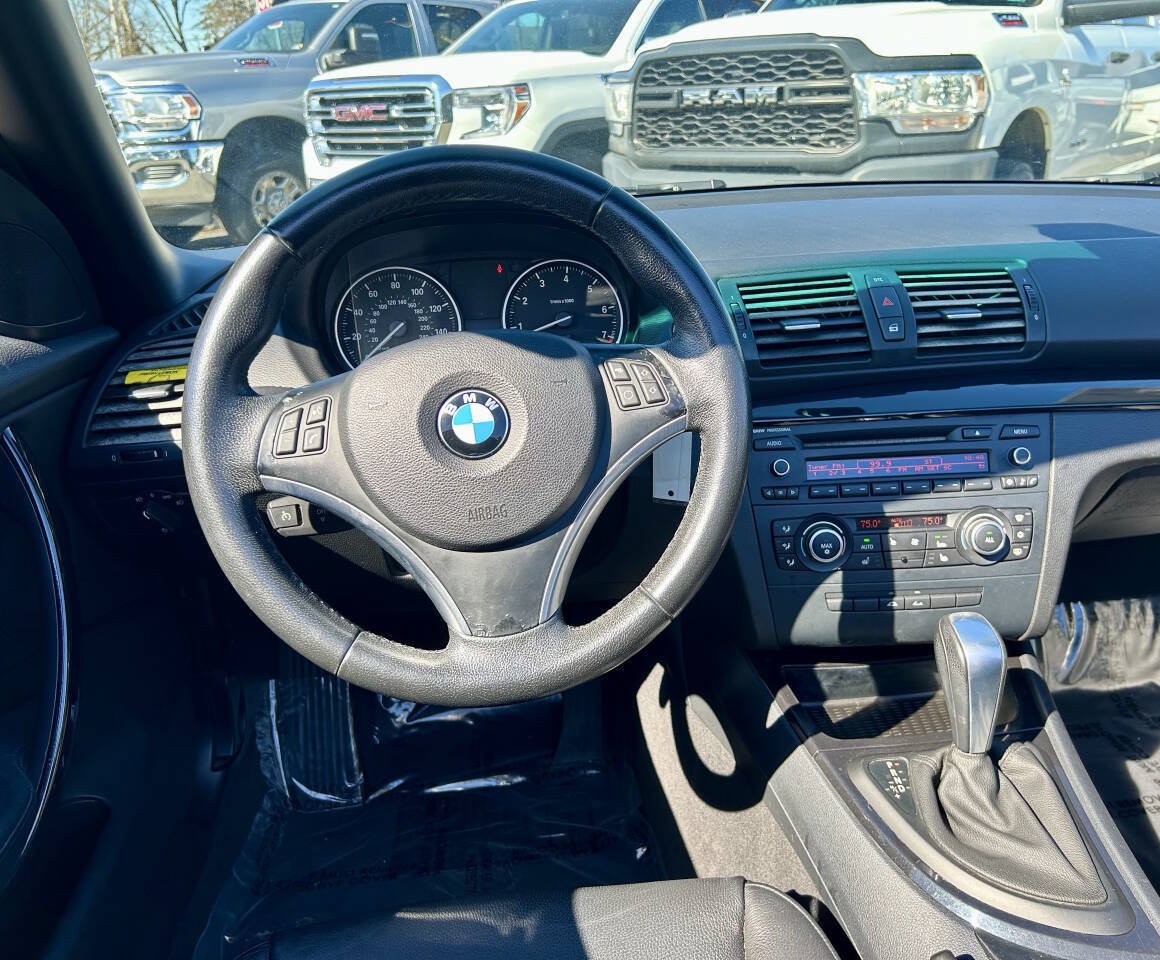 Used 2011 BMW 128i Convertible RWD image 17
