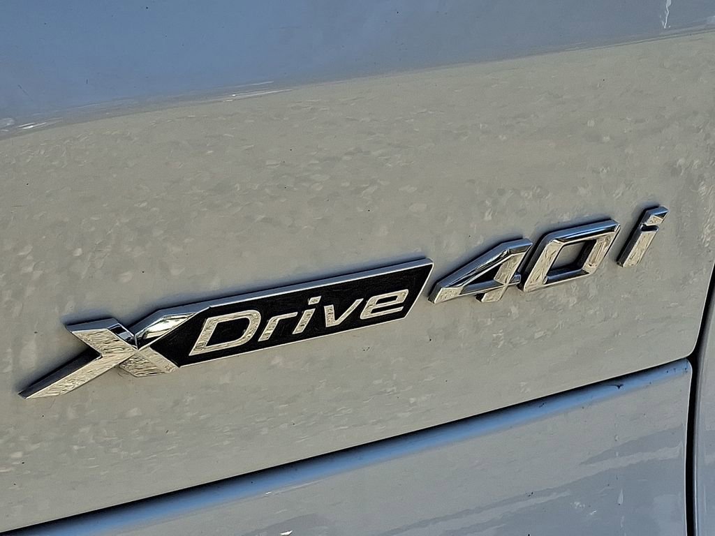 Used 2020 BMW X5 xDrive40i w/ M Sport Package image 31