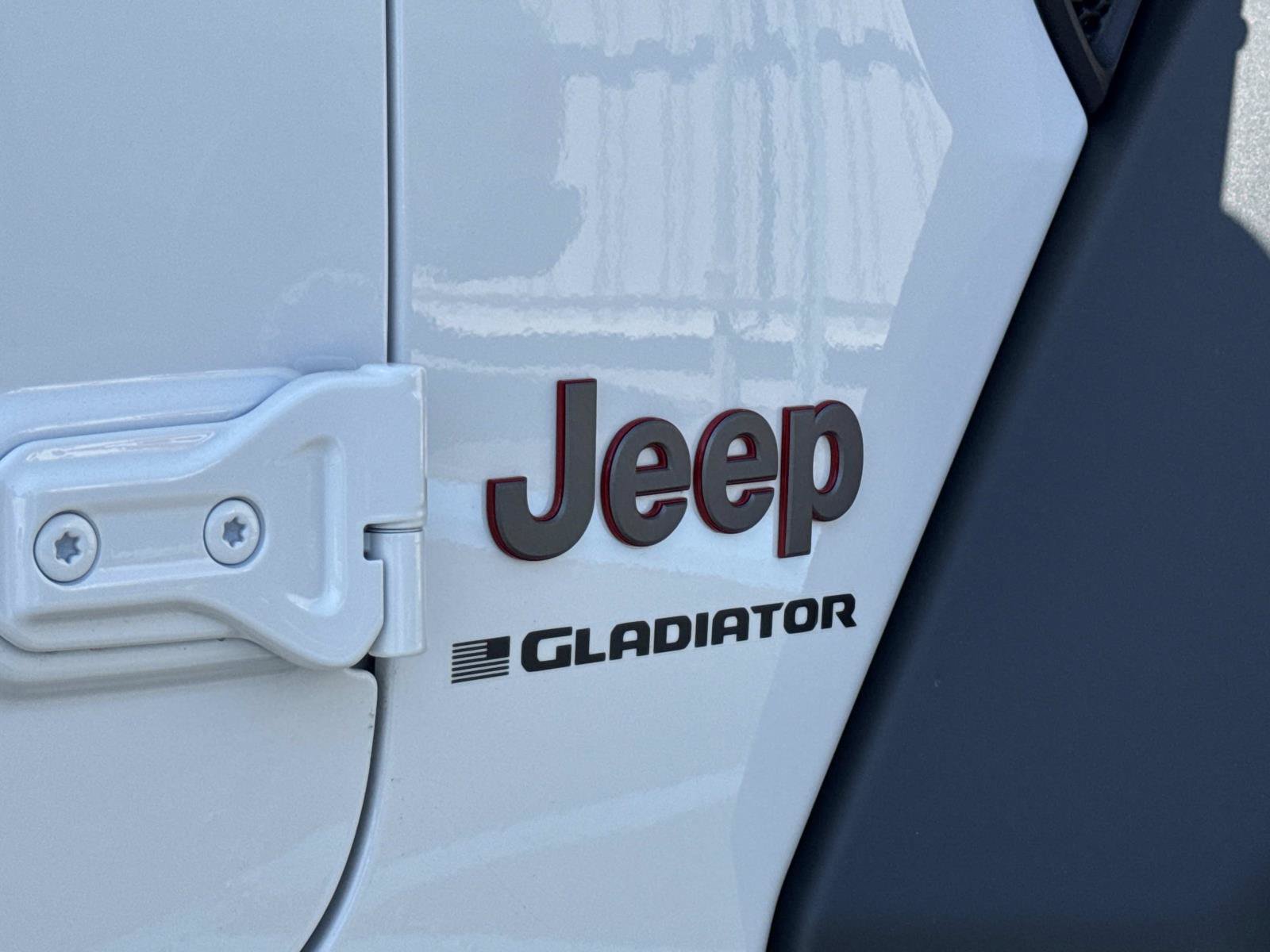 New 2026 Jeep Gladiator Rubicon w/ Steel Power Dome Hood Package AWD/4WD image 31
