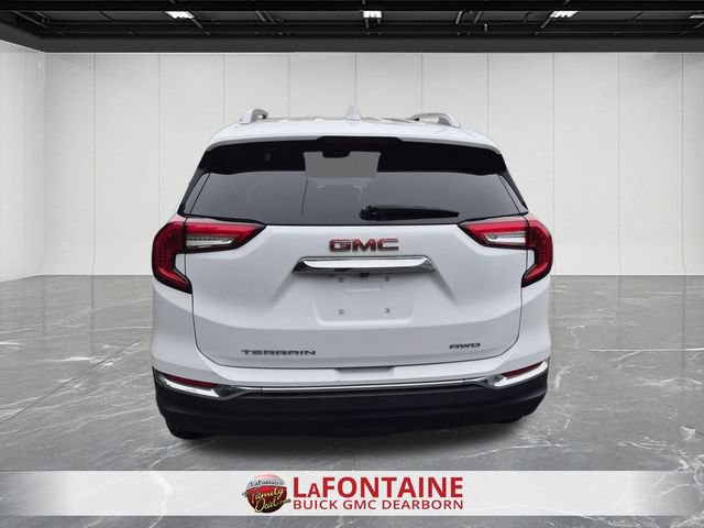 Used 2023 GMC Terrain SLT AWD/4WD image 4