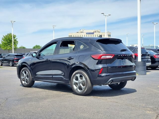 Used 2024 Ford Escape ST-Line AWD/4WD image 4