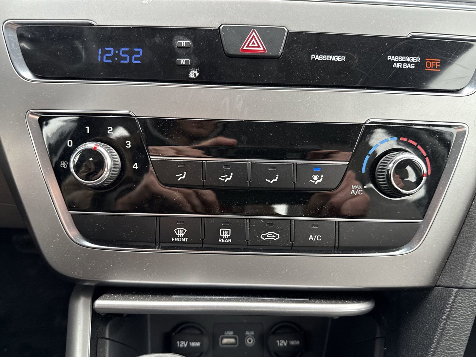 Used 2015 Hyundai Sonata SE w/ Option Group 09 image 17