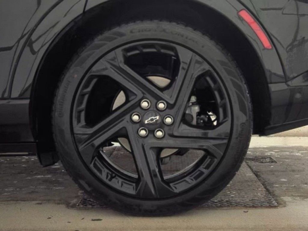 Used 2024 Chevrolet Equinox EV RS image 22