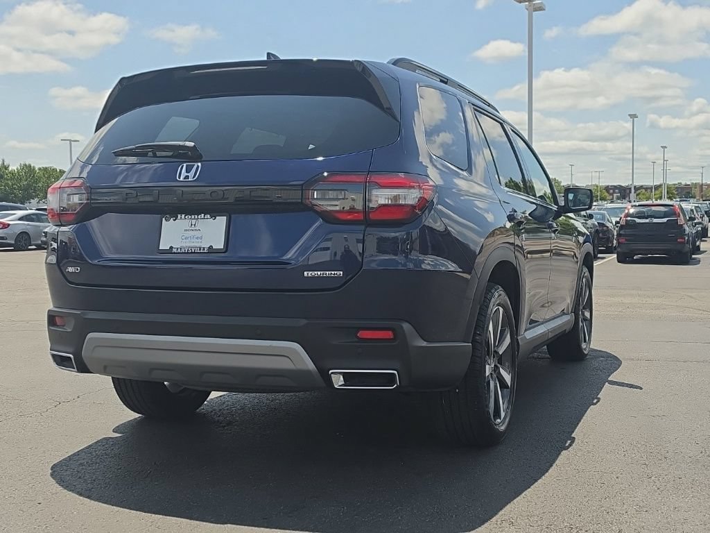 Certified 2023 Honda Pilot Touring image 9