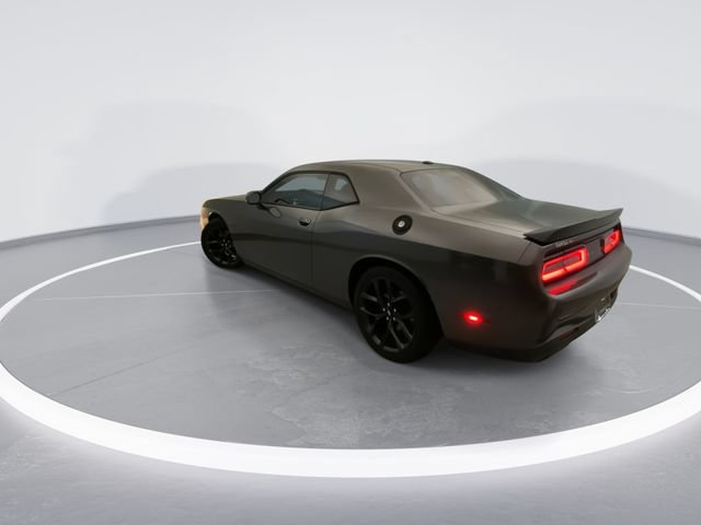 Used 2019 Dodge Challenger R/T w/ Blacktop Package RWD image 4