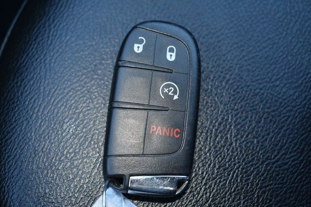 Used 2019 Jeep Compass Latitude w/ Popular Equipment Group image 30