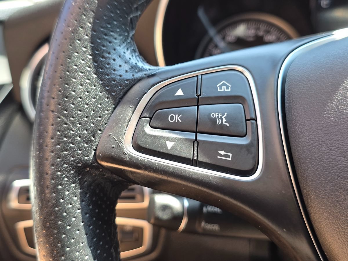 Used 2017 Mercedes-Benz C 300 Sedan image 30