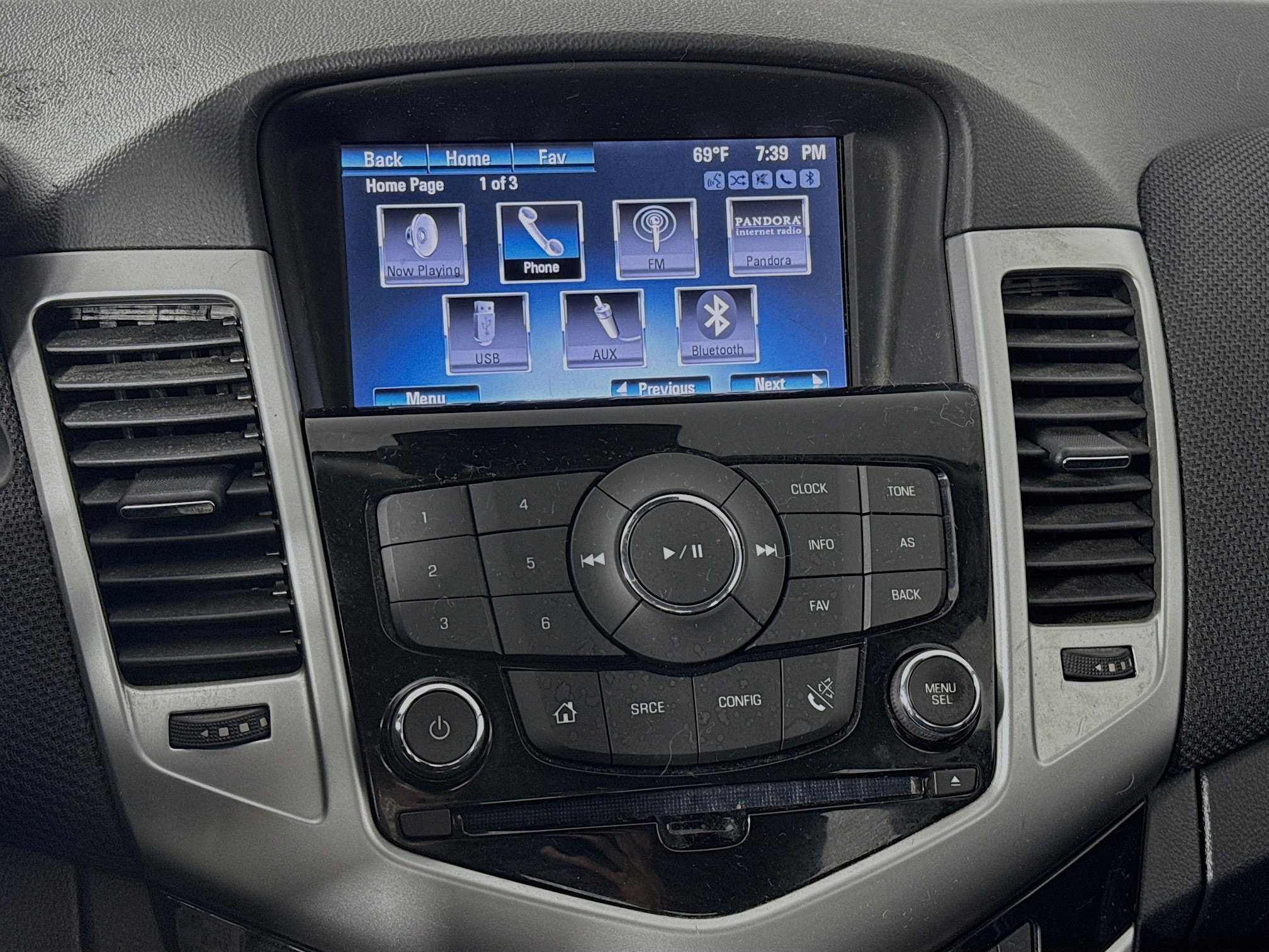 Used 2016 Chevrolet Cruze LT image 14