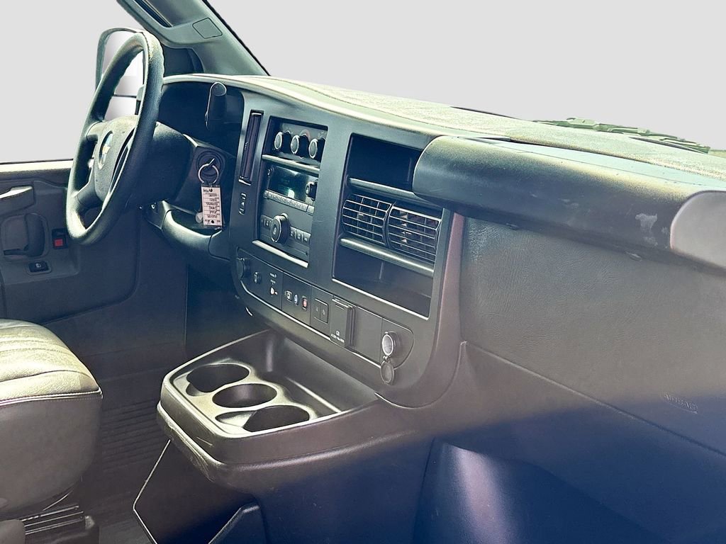 Used 2024 Chevrolet Express 3500 Extended w/ Driver Convenience Package image 26