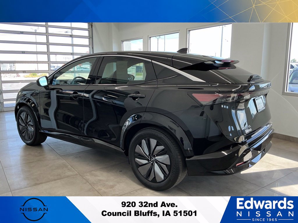 Used 2025 Nissan Ariya FWD image 5