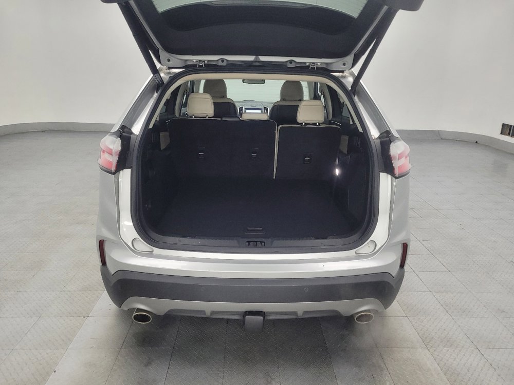 Used 2019 Ford Edge Titanium w/ Cold Weather Package image 29