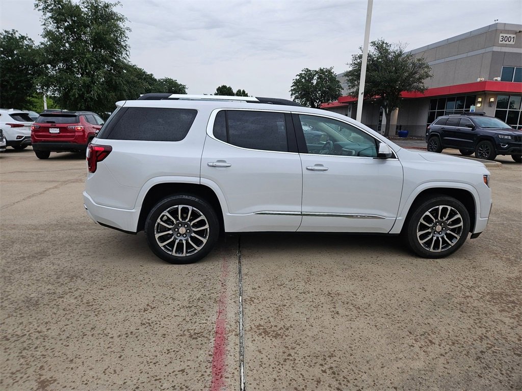 Used 2022 GMC Acadia Denali image 9