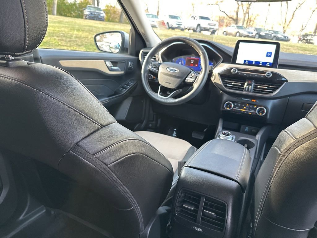 Used 2022 Ford Escape Titanium w/ Titanium Elite Package image 22