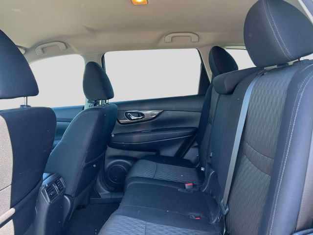 Used 2020 Nissan Rogue SV w/ Premium Package AWD/4WD image 11
