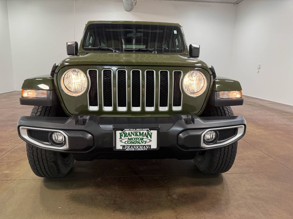 Used 2023 Jeep Wrangler Unlimited Sahara w/ Dual Top Group AWD/4WD image 40