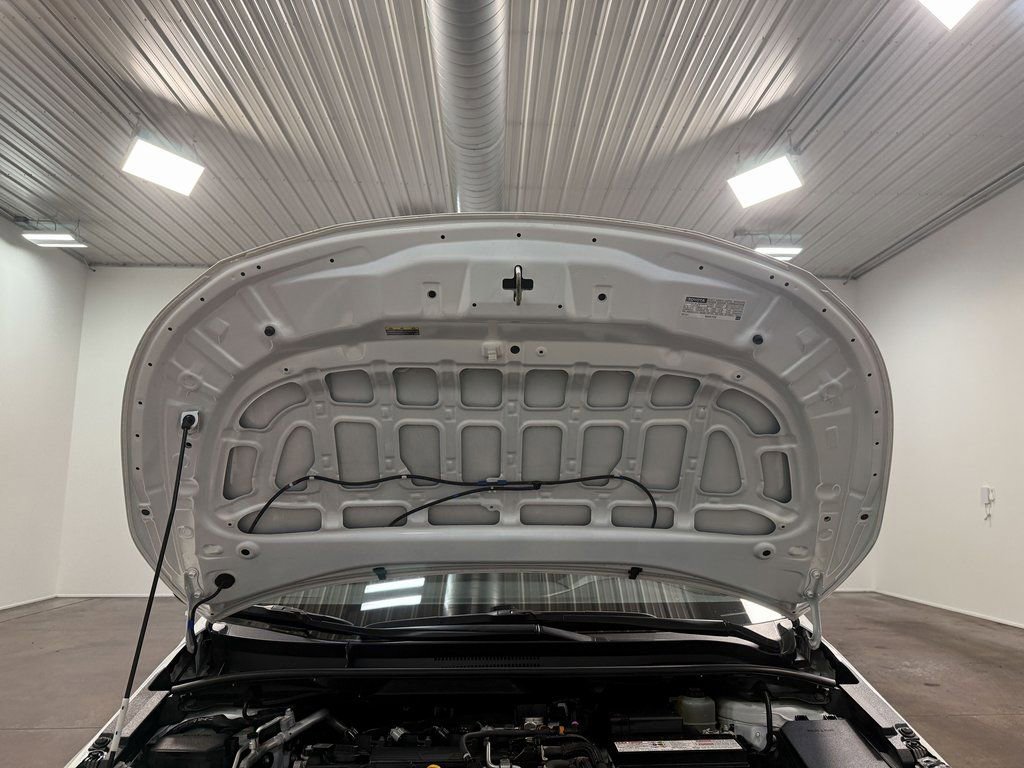 Used 2021 Toyota Corolla SE image 88