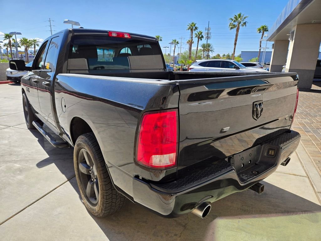 Used 2017 RAM 1500 Express w/ Black Ram 1500 Express Group RWD image 3