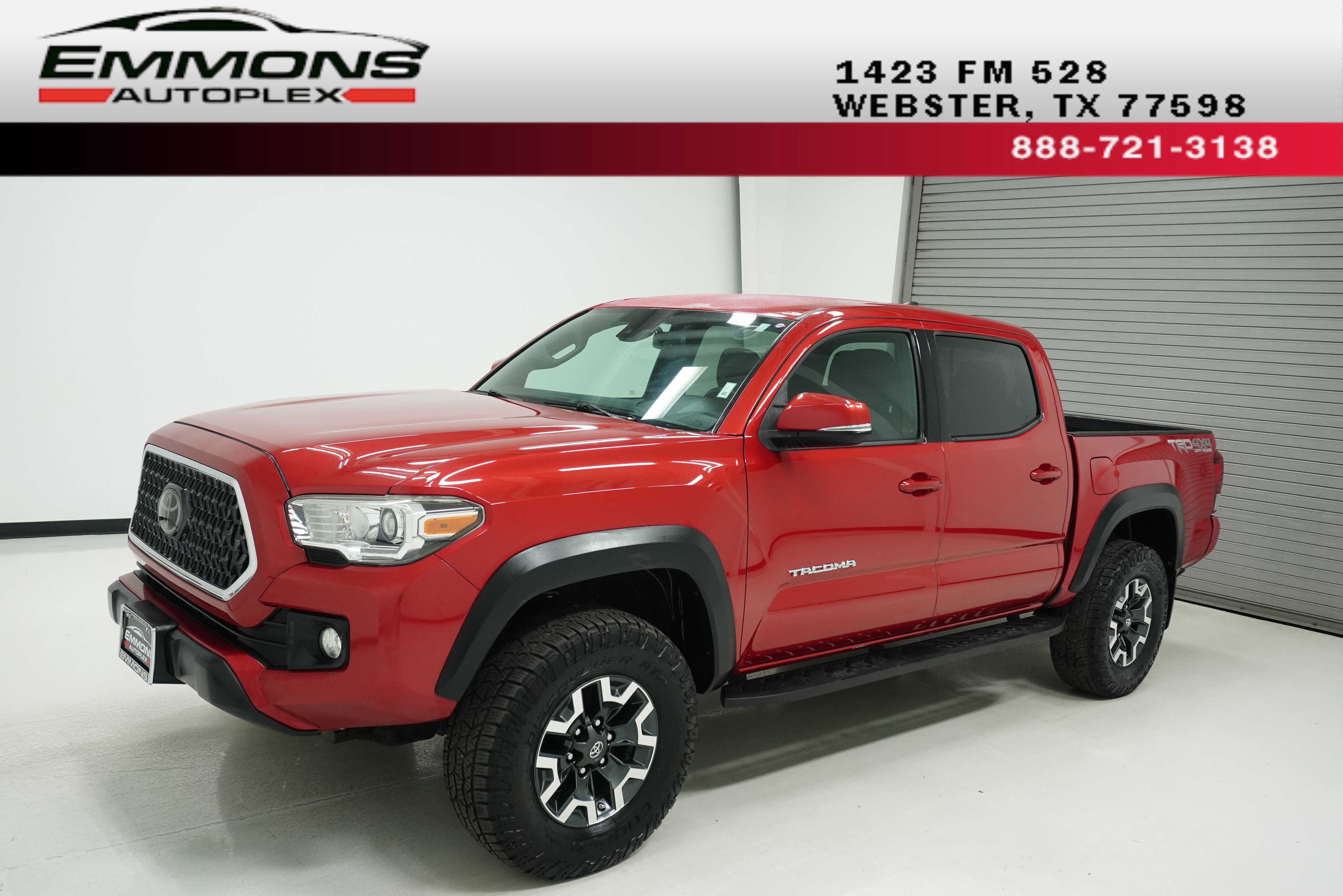 Used 2018 Toyota Tacoma TRD Off-Road w/ Technology Package AWD/4WD image 1