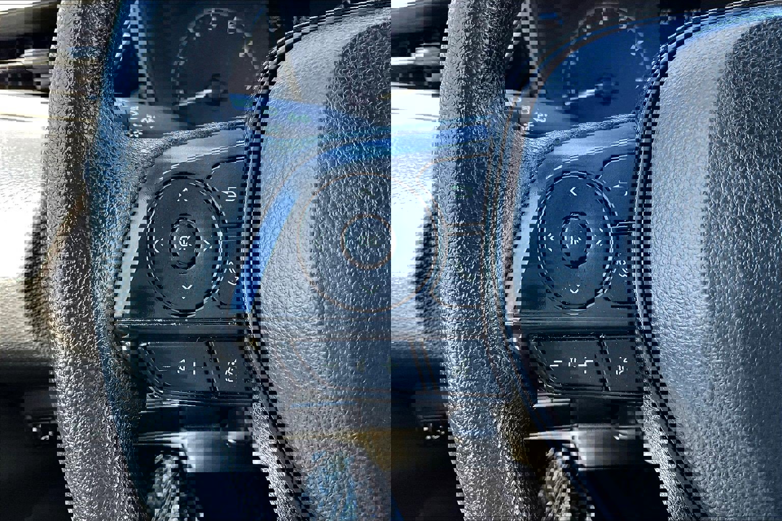 Used 2023 Toyota Corolla LE image 17