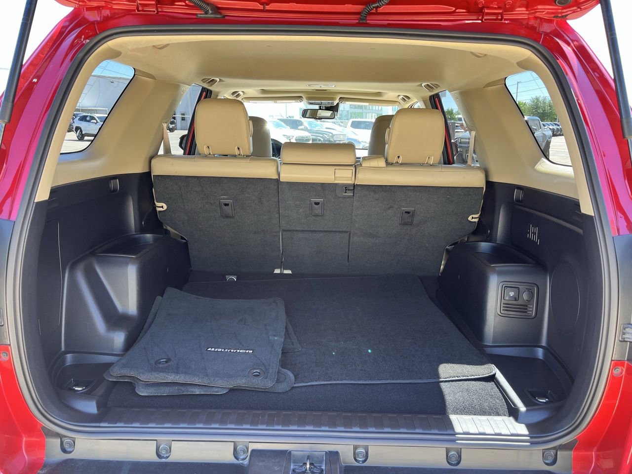 Used 2020 Toyota 4Runner Limited image 28