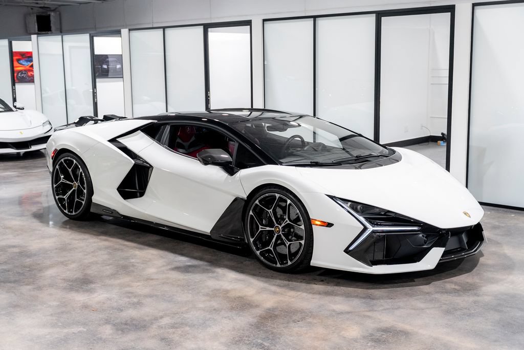 Used 2025 Lamborghini Revuelto AWD/4WD image 5