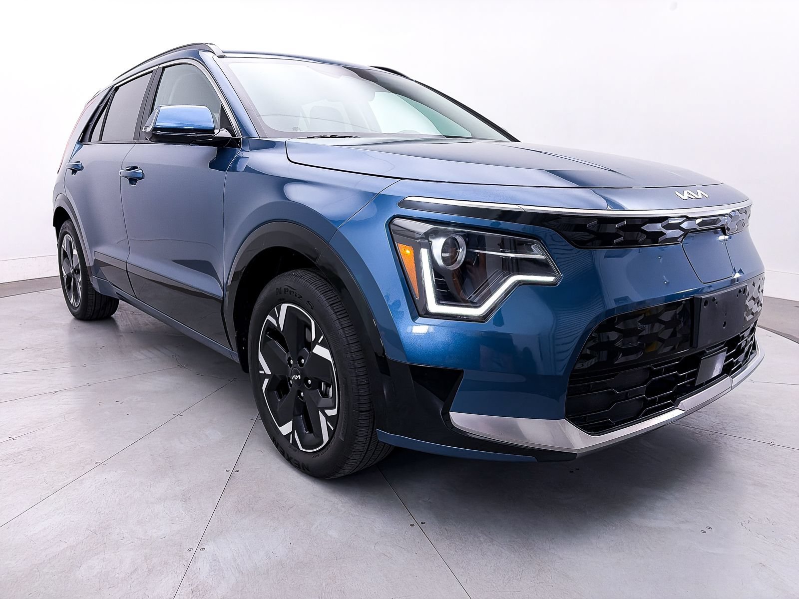 Certified 2024 Kia Niro Wind FWD image 10