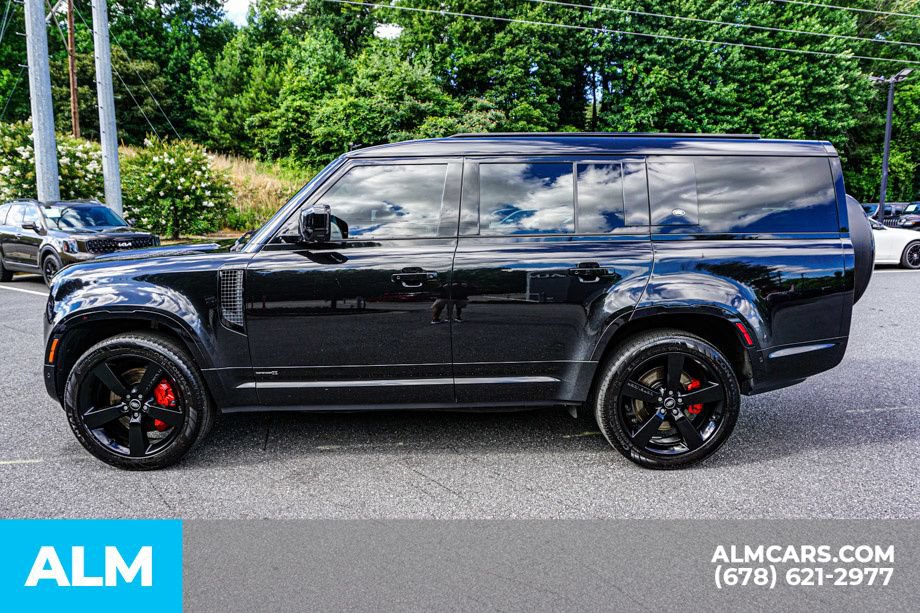 Used 2024 Land Rover Defender 130 X AWD/4WD image 7