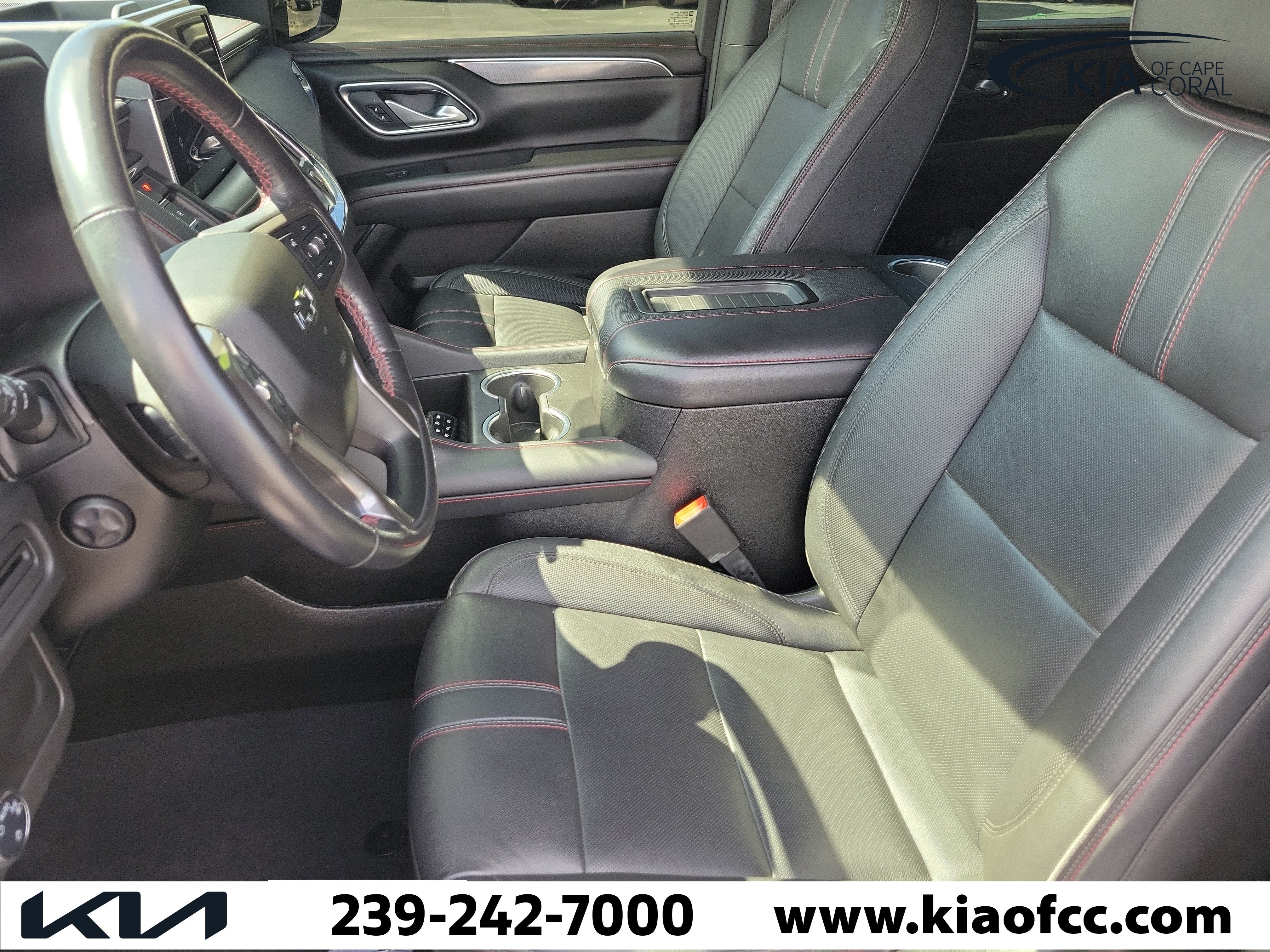 Used 2022 Chevrolet Suburban RST w/ Luxury Package AWD/4WD image 23