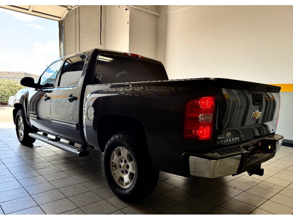 Used 2011 Chevrolet Silverado 1500 LT w/ All-Star Edition RWD image 3