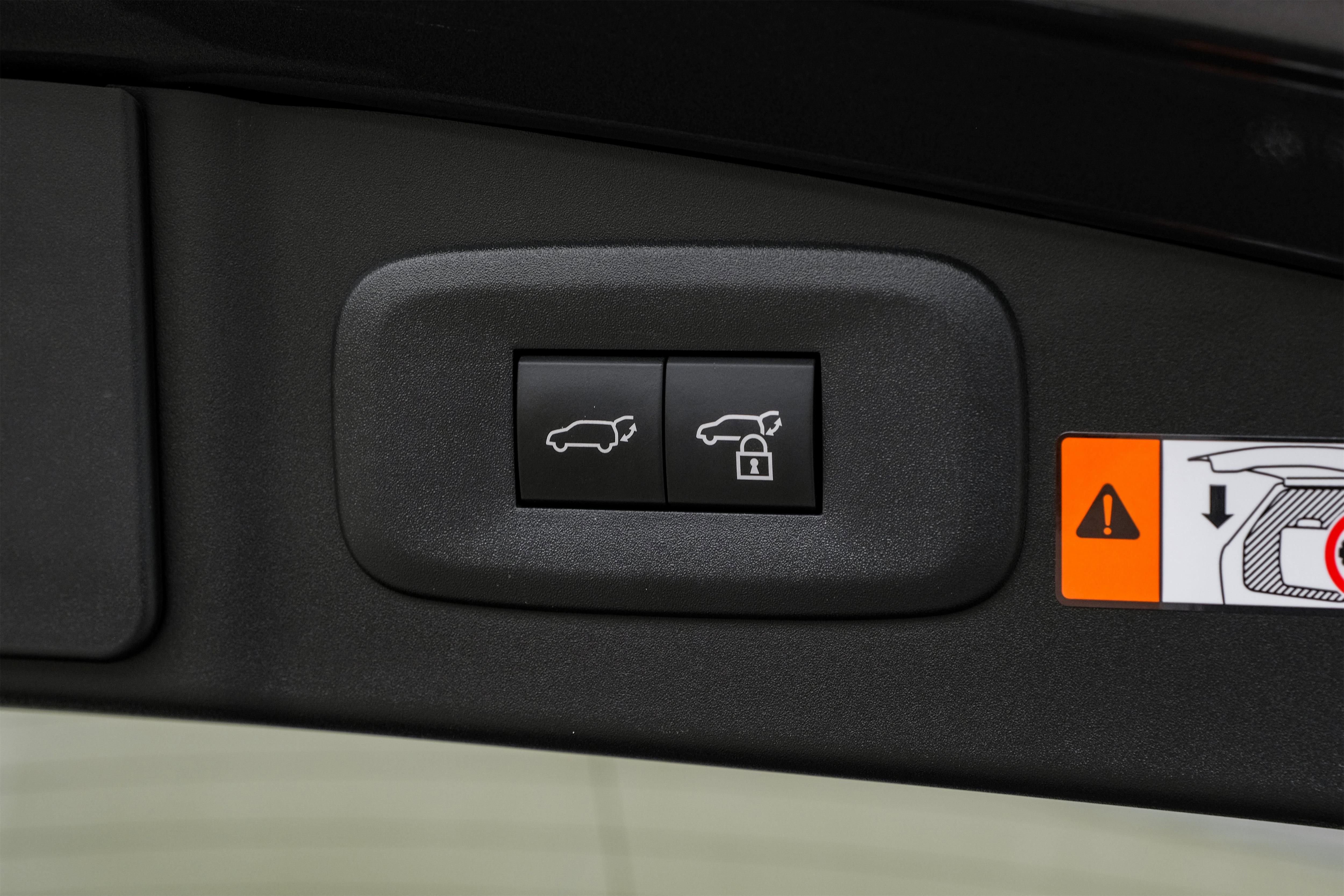 Used 2023 Lexus RZ 450e Premium w/ Technology Package image 43