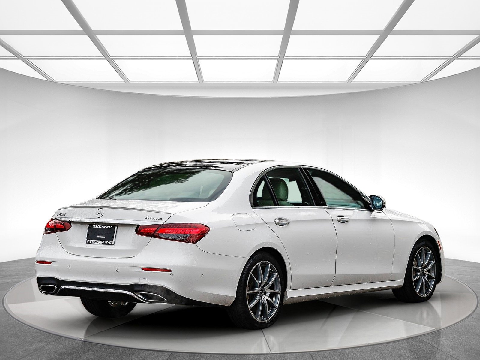 Certified 2023 Mercedes-Benz E 450 4MATIC Sedan image 4