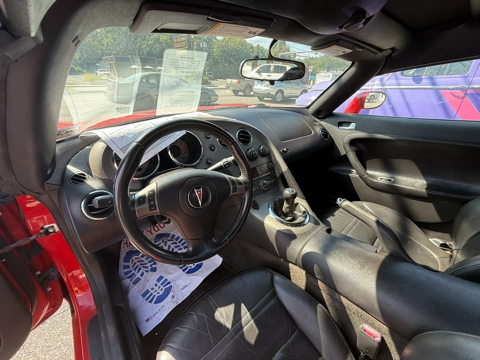 Used 2006 Pontiac Solstice Convertible w/ Premium Package RWD image 10
