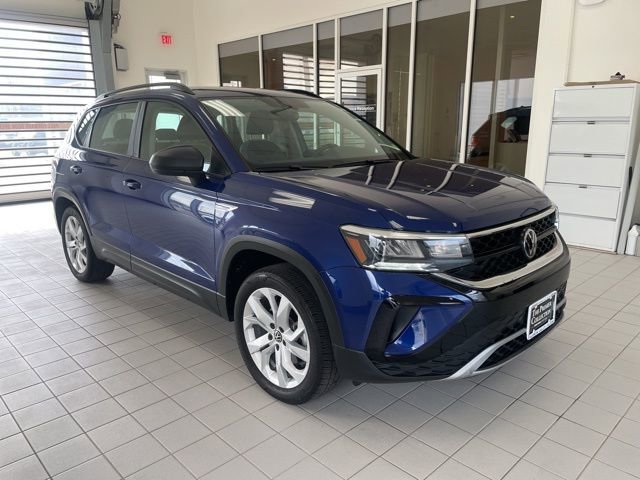 Certified 2023 Volkswagen Taos S image 5