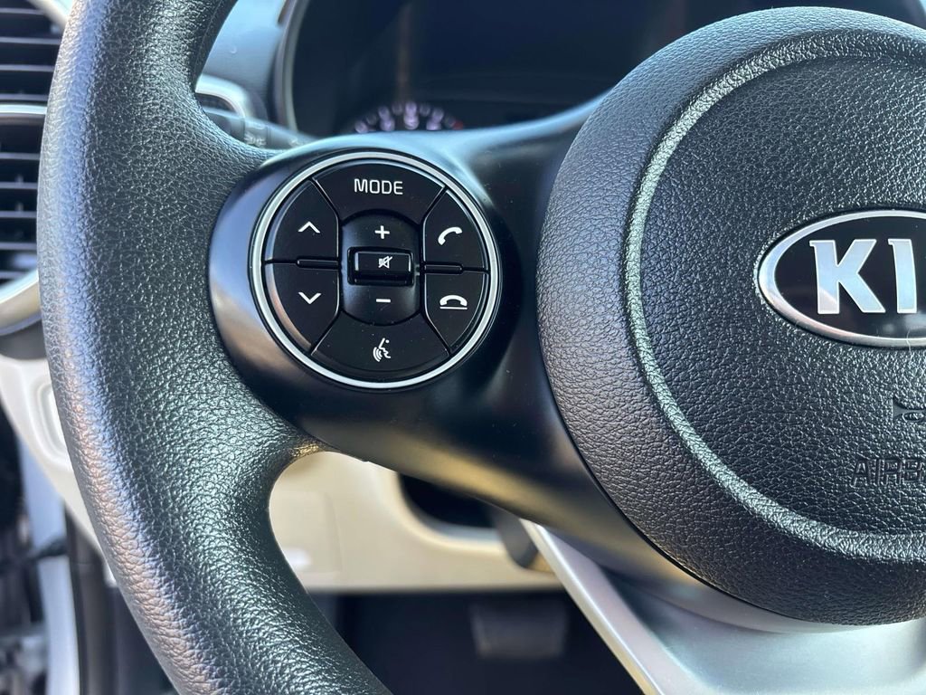 Certified 2021 Kia Soul LX image 19