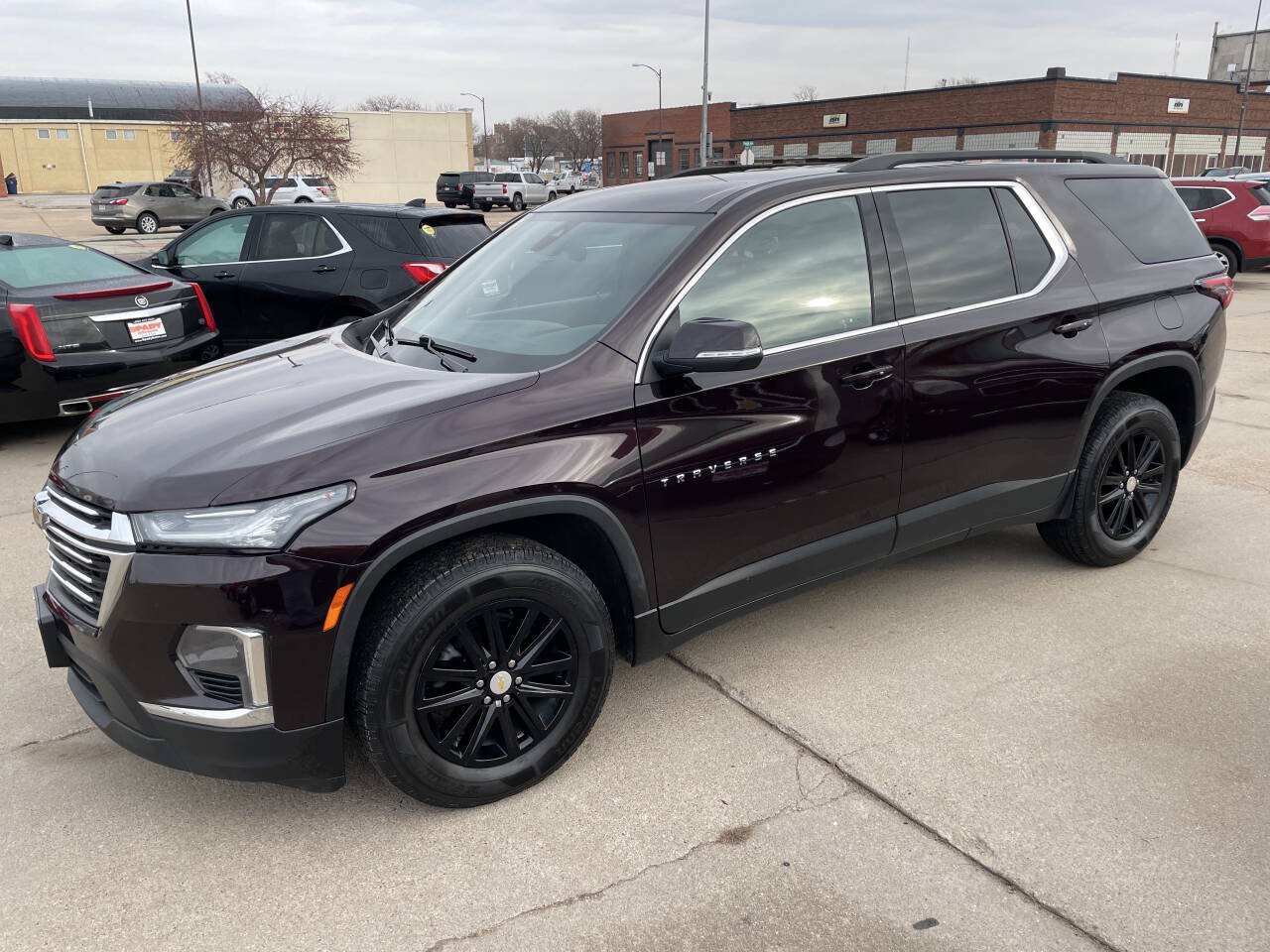 Used 2022 Chevrolet Traverse LT AWD/4WD image 2