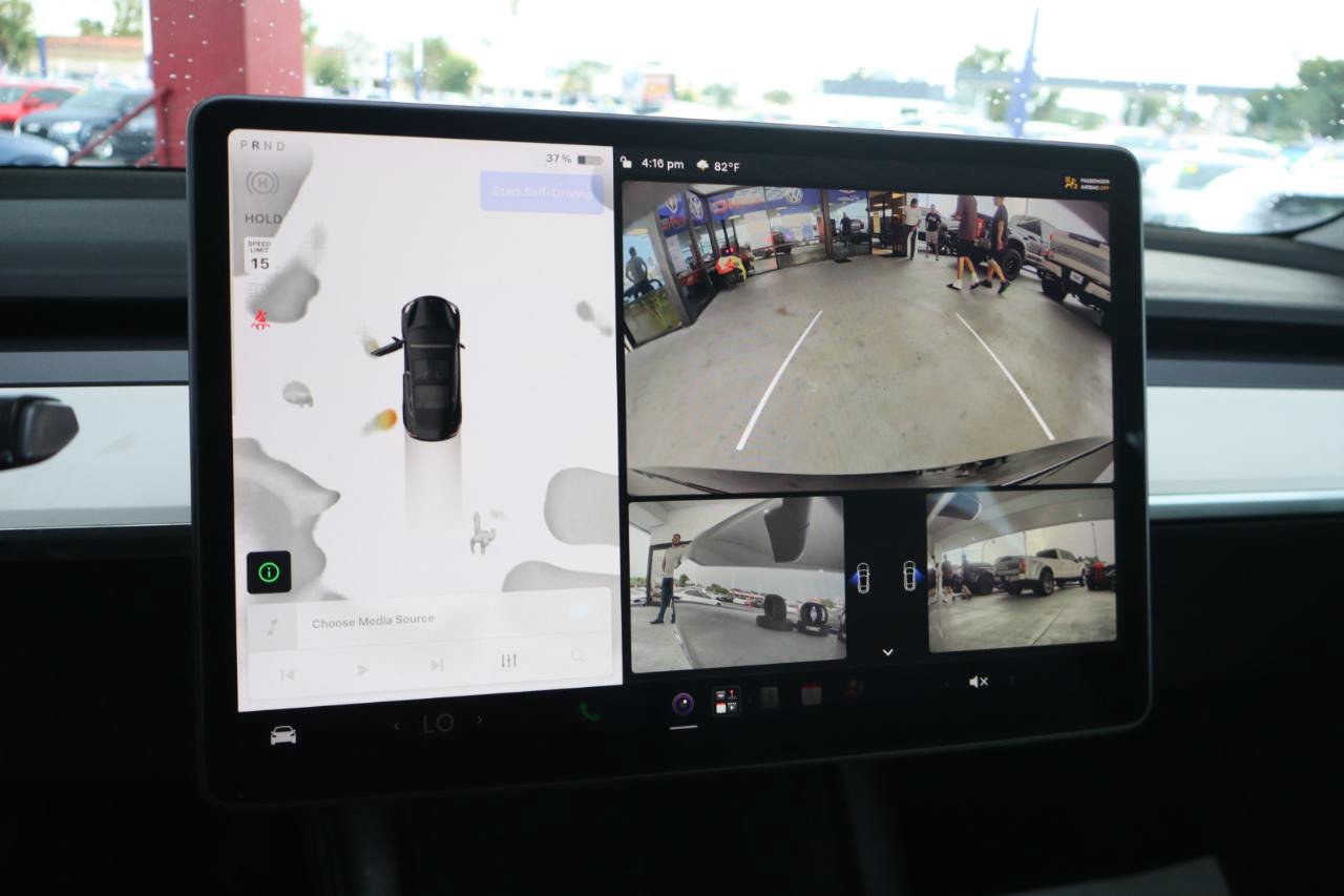 Used 2023 Tesla Model 3 Standard Range RWD image 25