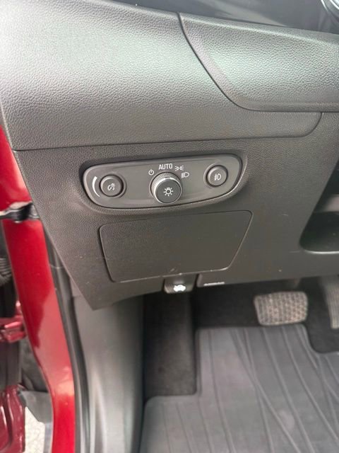 Used 2023 Buick Encore GX Select w/ Safety Package II AWD/4WD image 15