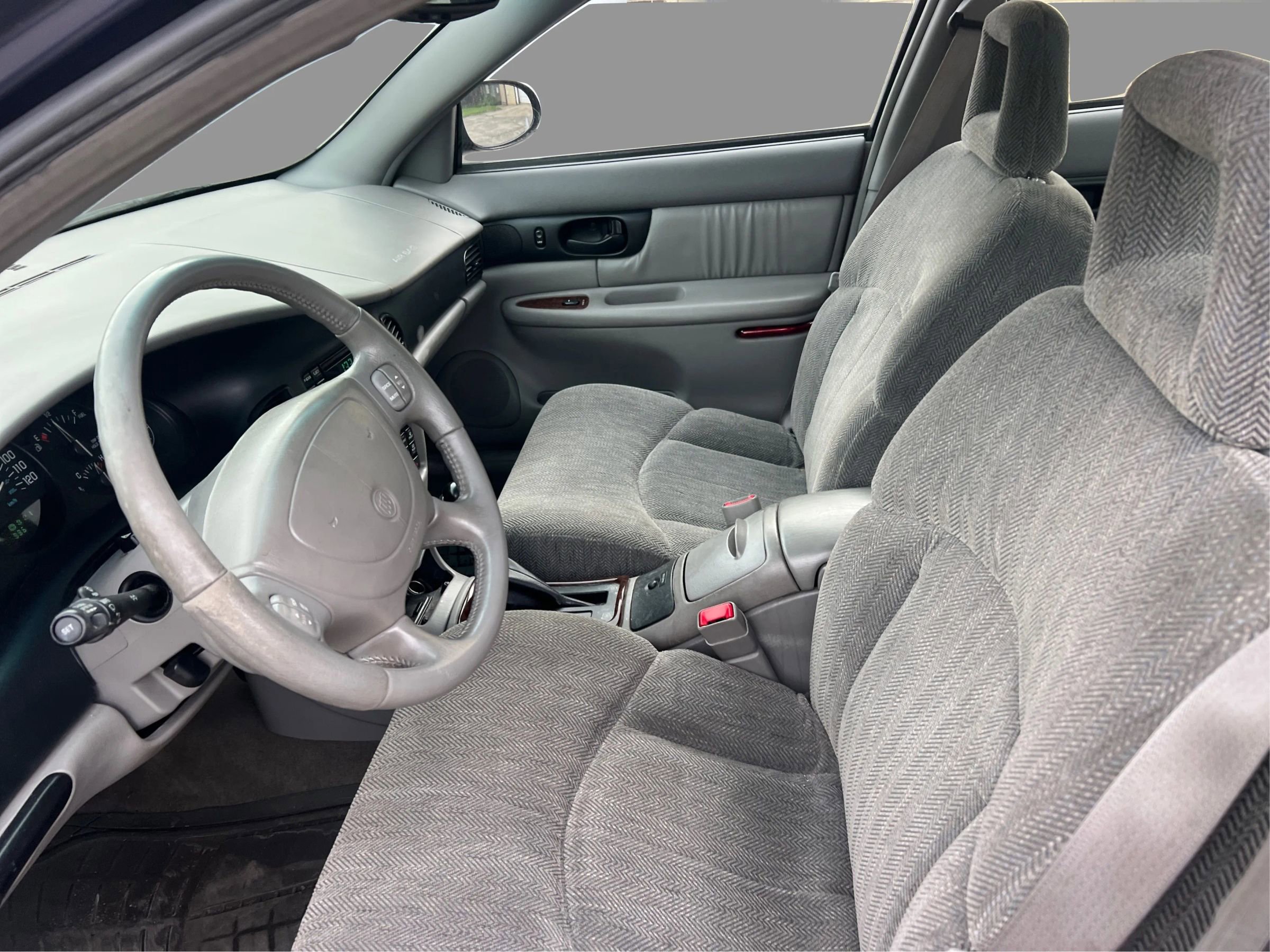 Used 2003 Buick Regal LS w/ LS Luxury Package FWD image 10