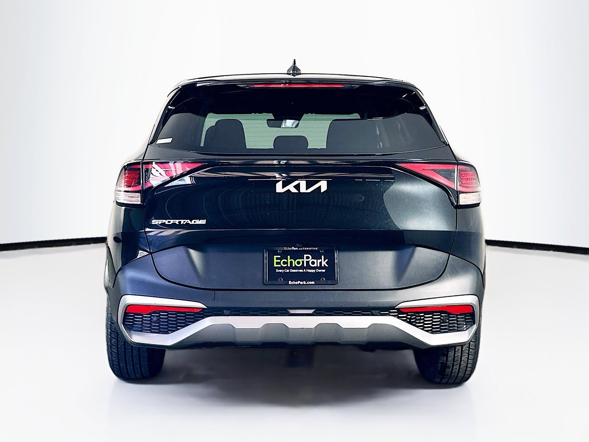 Used 2024 Kia Sportage LX image 7