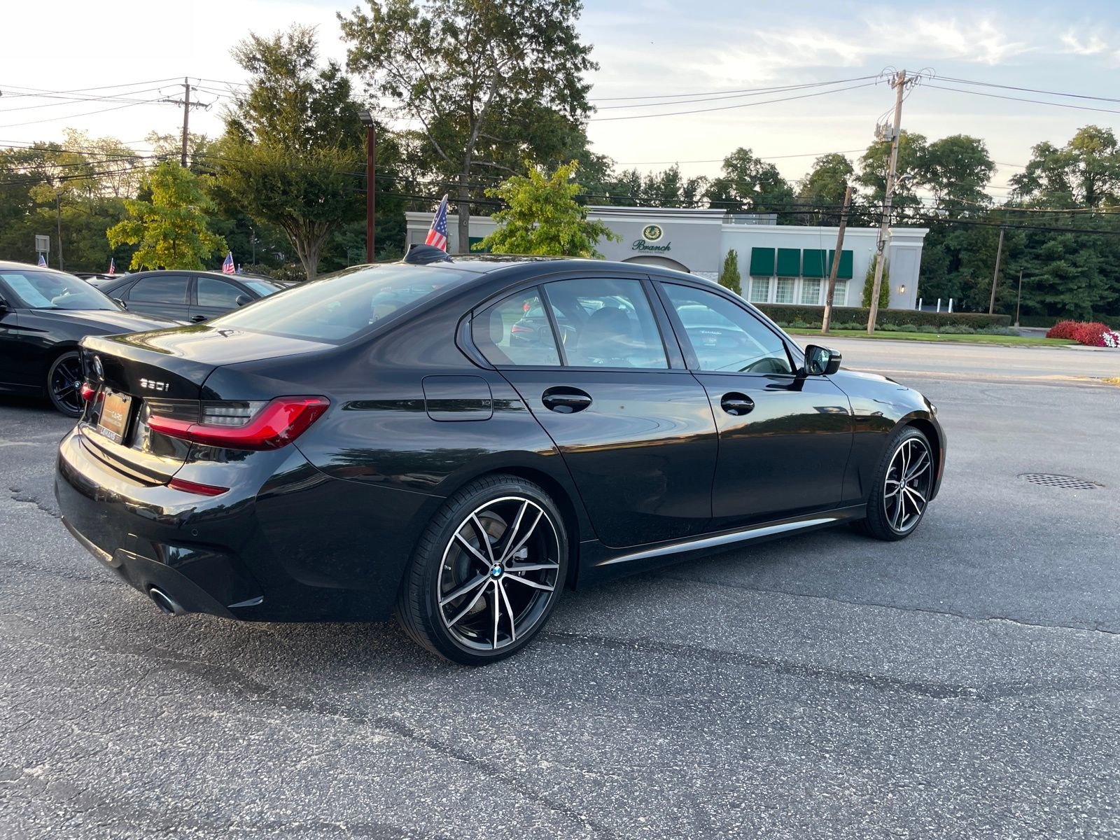 Used 2020 BMW 330i xDrive Sedan w/ M Sport Package image 31
