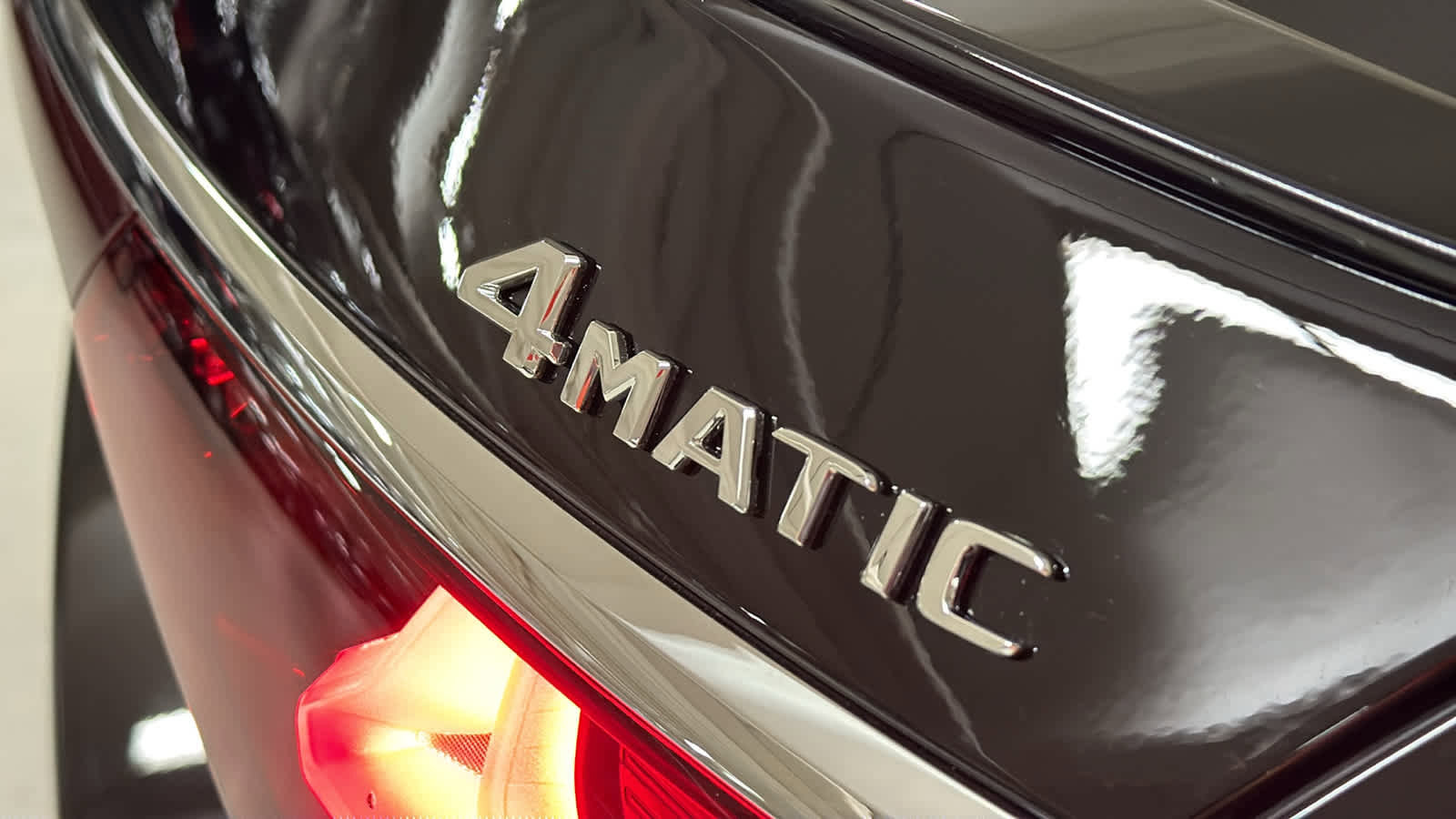 New 2026 Mercedes-Benz E 450 4MATIC Sedan image 11