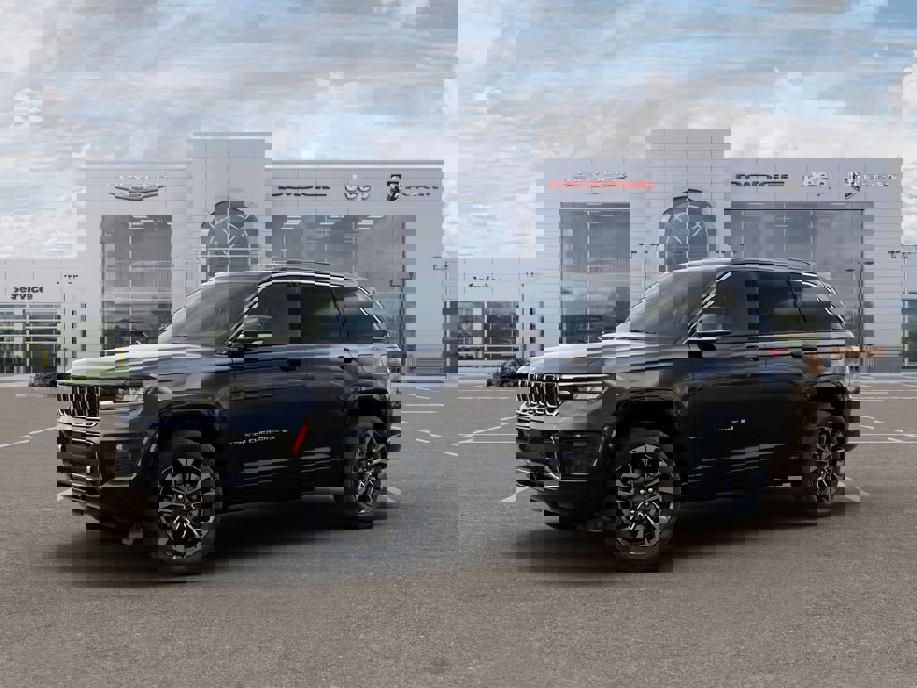 New 2025 Jeep Grand Cherokee Overland w/ Adv Protech Group III video 2