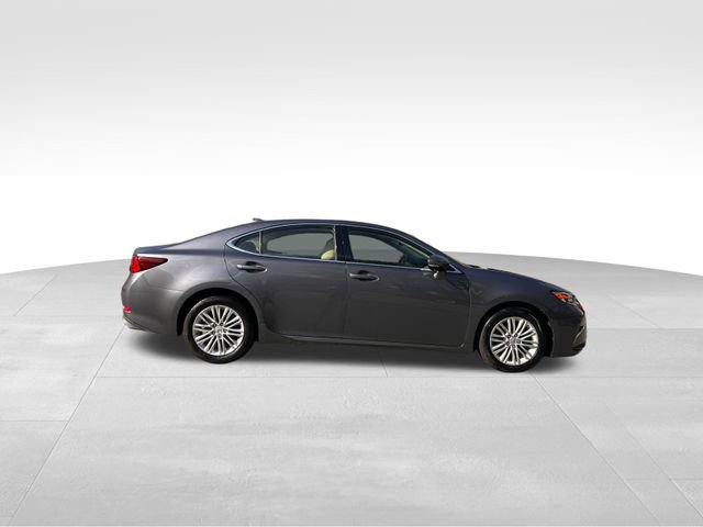 Used 2017 Lexus ES 350 w/ Premium Package image 6