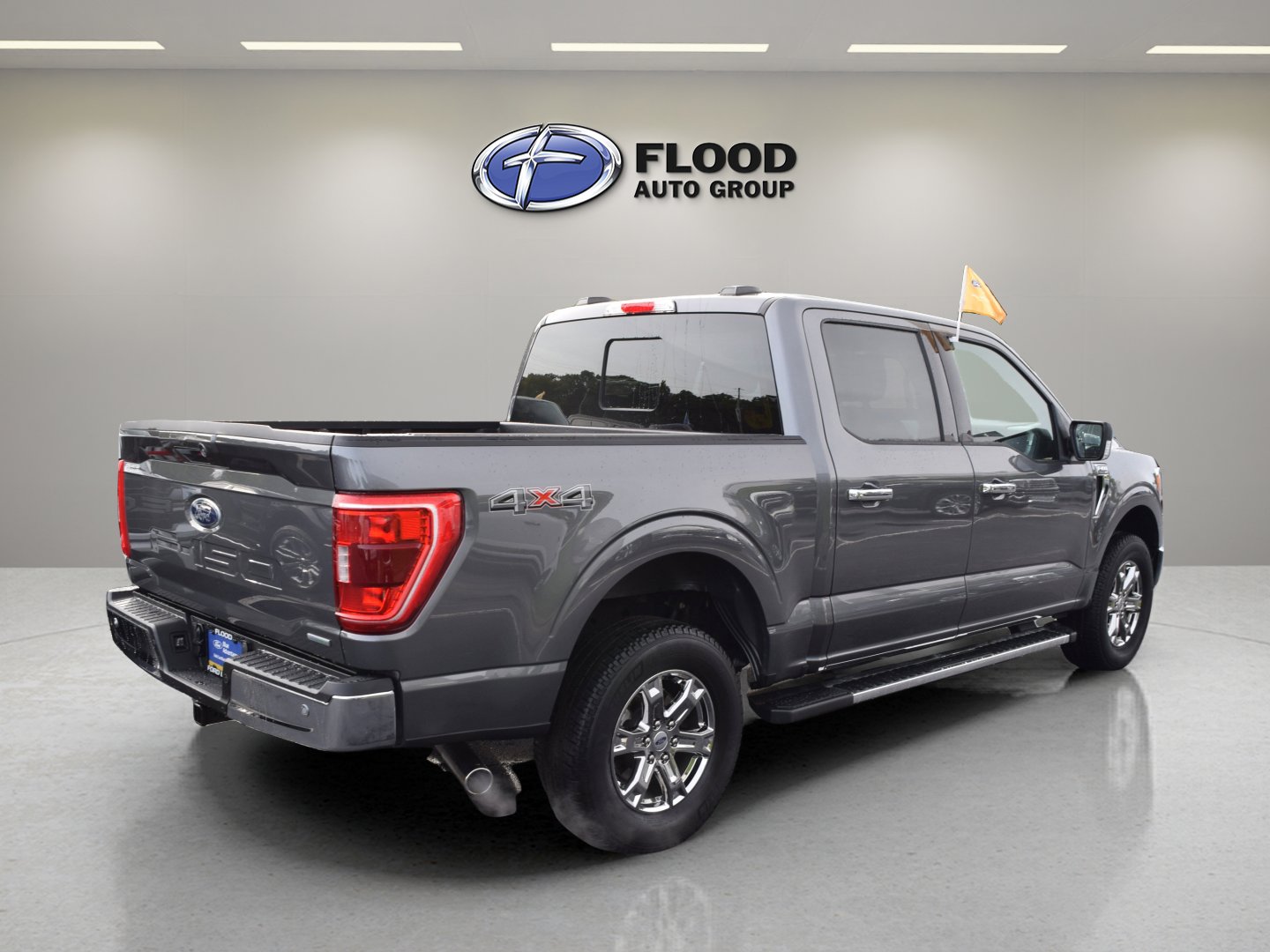 Used 2022 Ford F150 XLT w/ Equipment Group 302A High AWD/4WD image 4