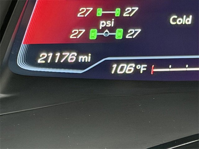 Used 2025 Chevrolet Corvette Stingray image 9