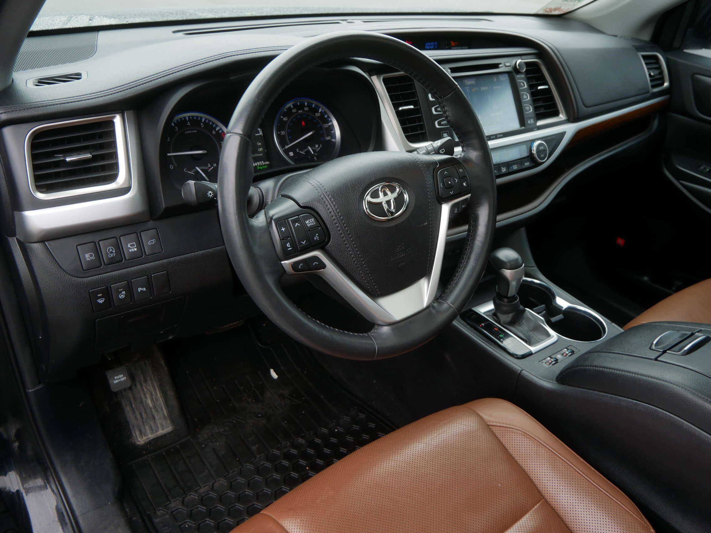 Used 2019 Toyota Highlander Limited AWD/4WD image 20