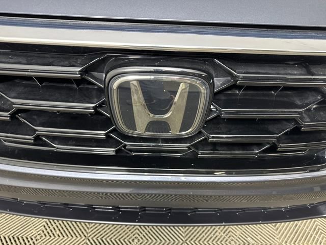 Used 2025 Honda CR-V EX image 9