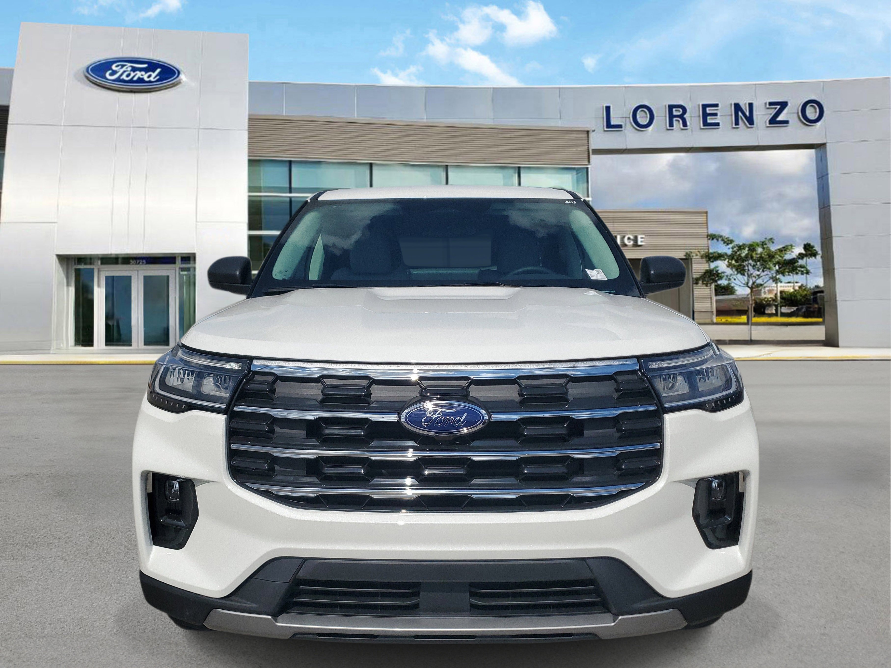 New 2026 Ford Explorer Active image 2