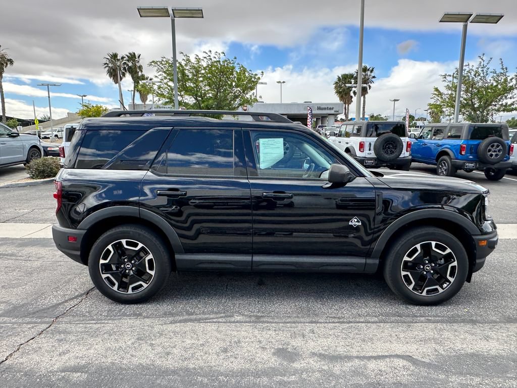 Used 2023 Ford Bronco Sport Outer Banks w/ Tech Package AWD/4WD image 9