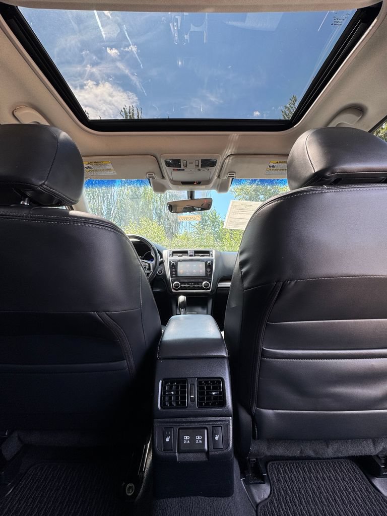 Used 2019 Subaru Outback 3.6R Limited AWD/4WD image 28